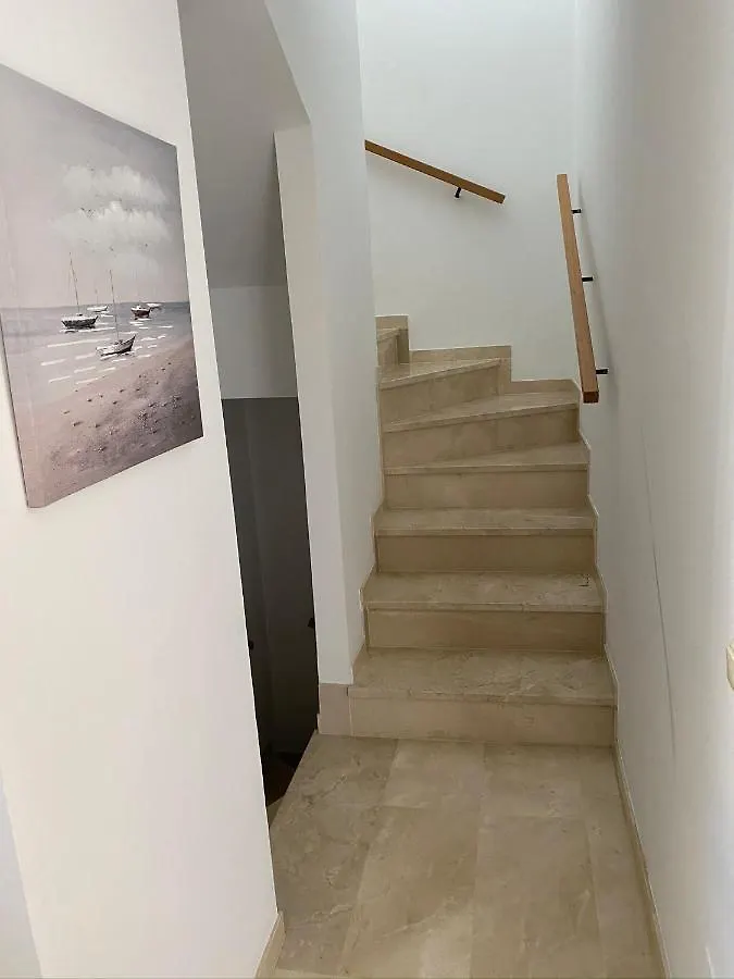27 Monte Alto Villa